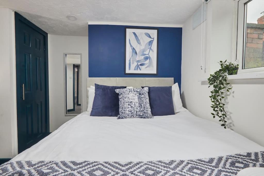 Large House Close To Leeds - Ideal For Groups Экстерьер фото