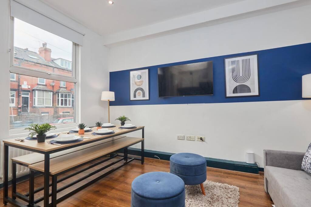 Large House Close To Leeds - Ideal For Groups Экстерьер фото